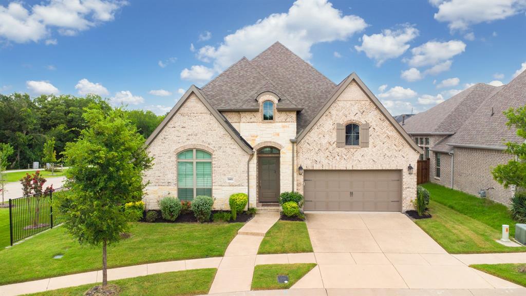 1601 Cygnet Court — photo