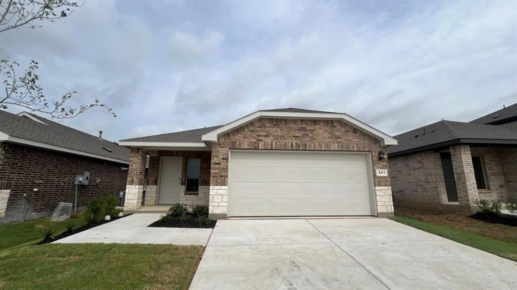 541 Sterling Thicket Lane — photo