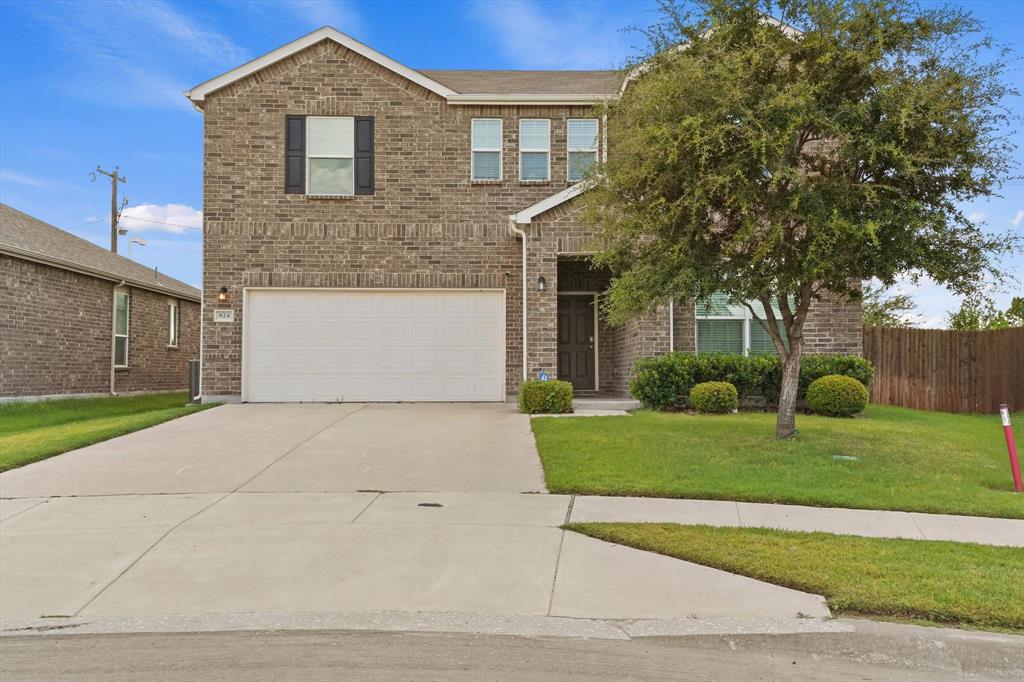 824 Lemongrass Court — photo
