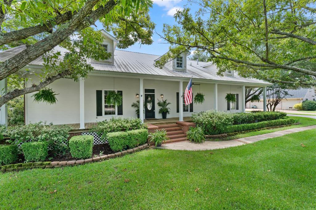 340 Hunters Hollow Drive — photo