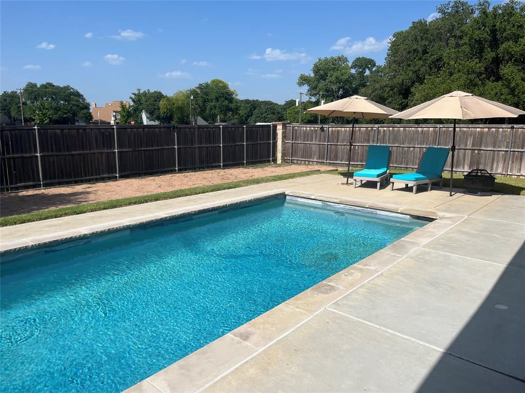 1107 Admiral Drive — photo