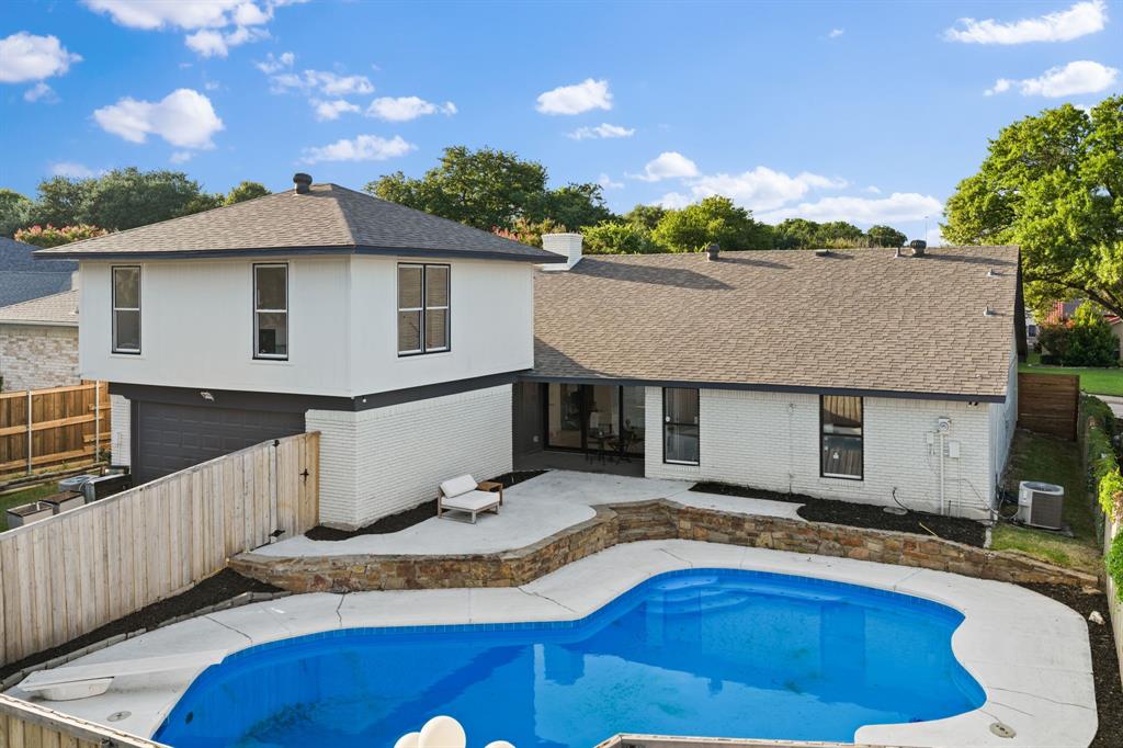 9648 Fallbrook Drive — photo