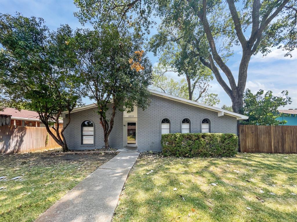 6210 Glenmoor Drive — photo