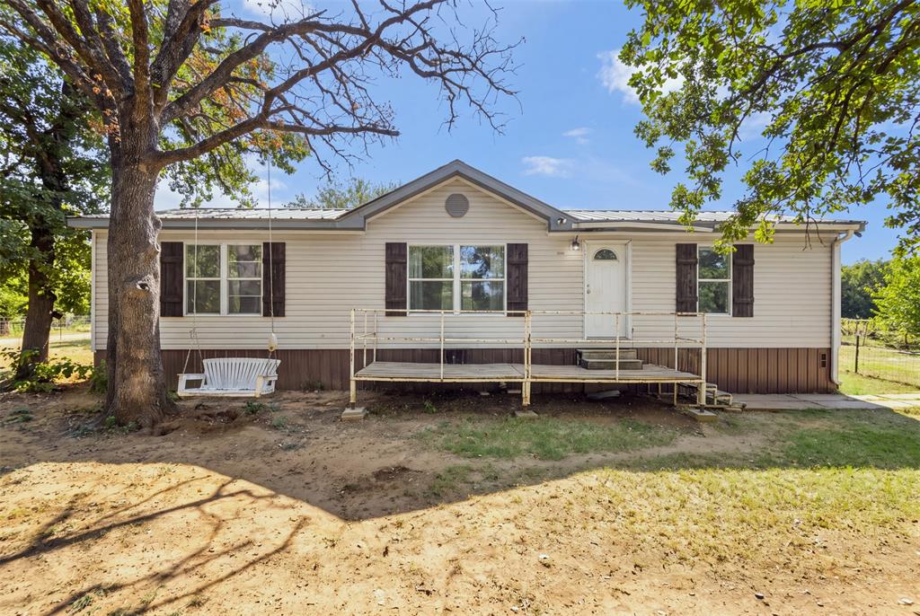 7821 FM 3136 — photo