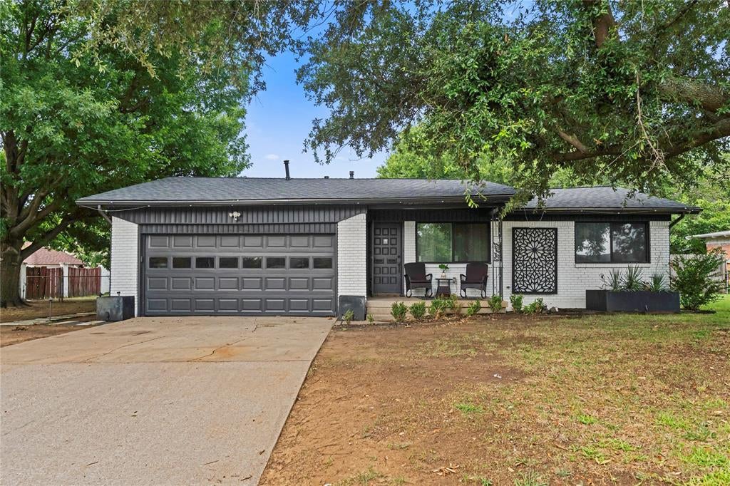 8128 Newman Drive — photo