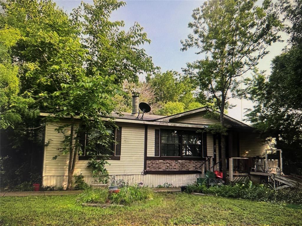 908 Wilbanks Drive — photo