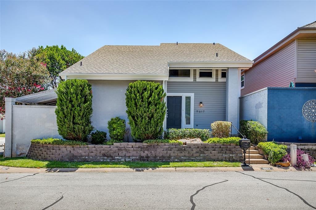 9617 Lea Shore Street — photo