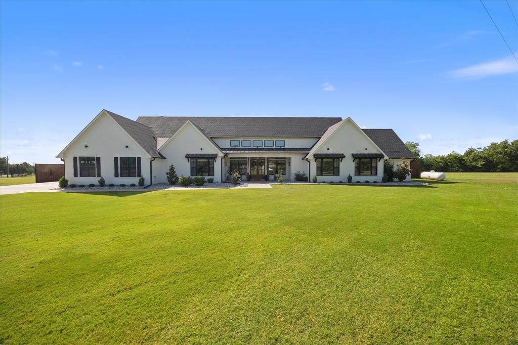 4884 County Road 2216 — photo
