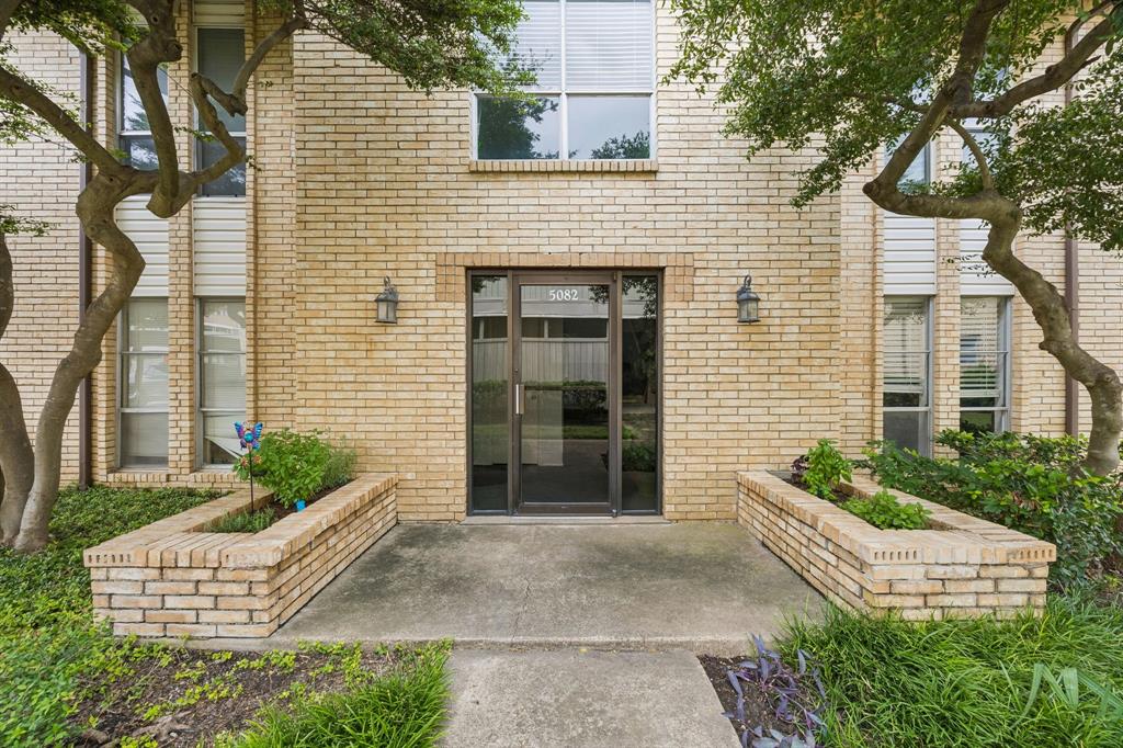 5082 Matilda Street 221 — photo