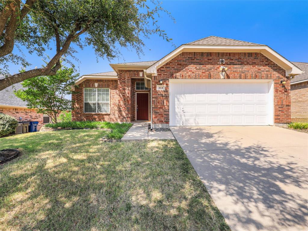 414 Dartmoor Drive — photo