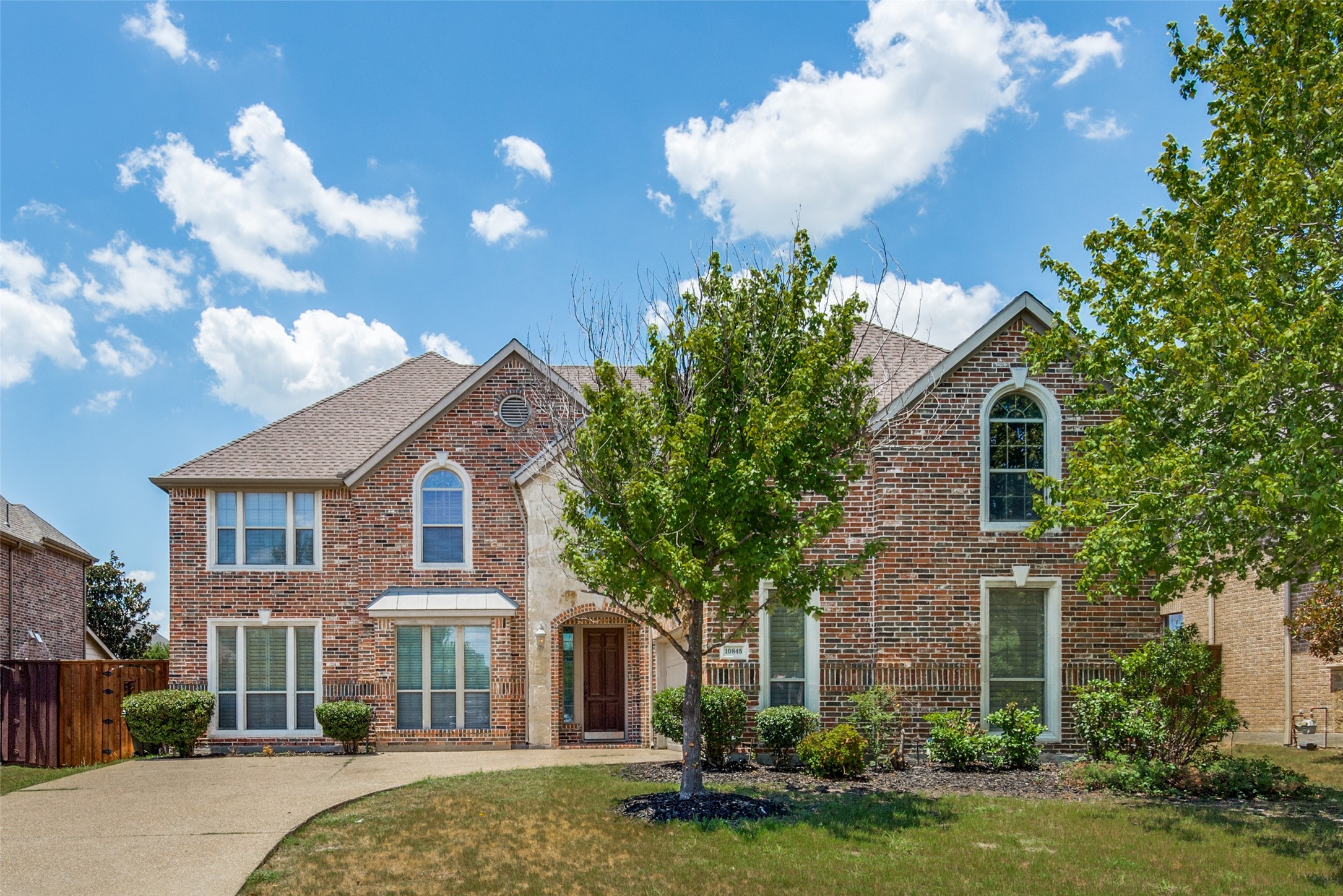 10845 Silver Dollar Drive — photo