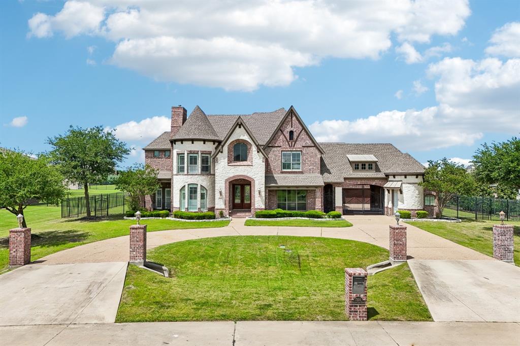 7305 Meadow Glen Drive — photo