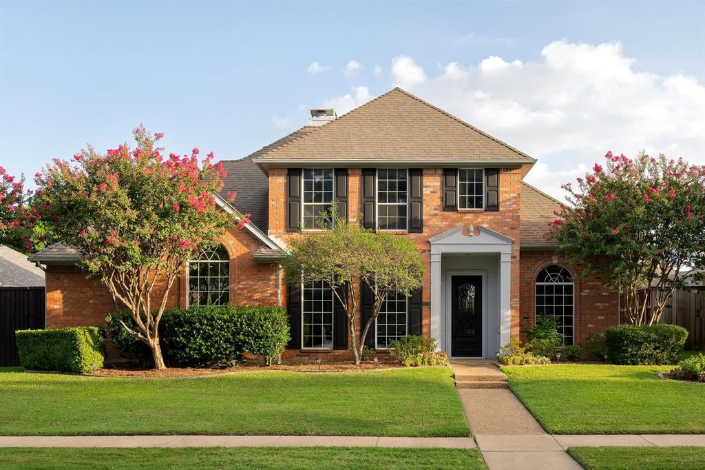 2412 Trophy Drive — photo