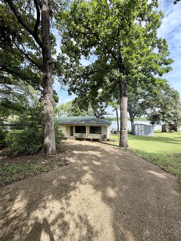 Home in Mexia, TX 76667 — photo 3
