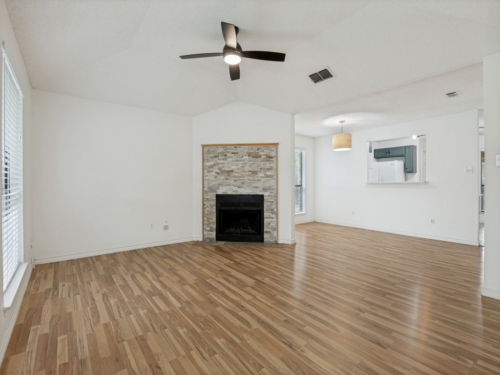 3006 Post Oak Drive, Euless, TX 76039 — photo 2