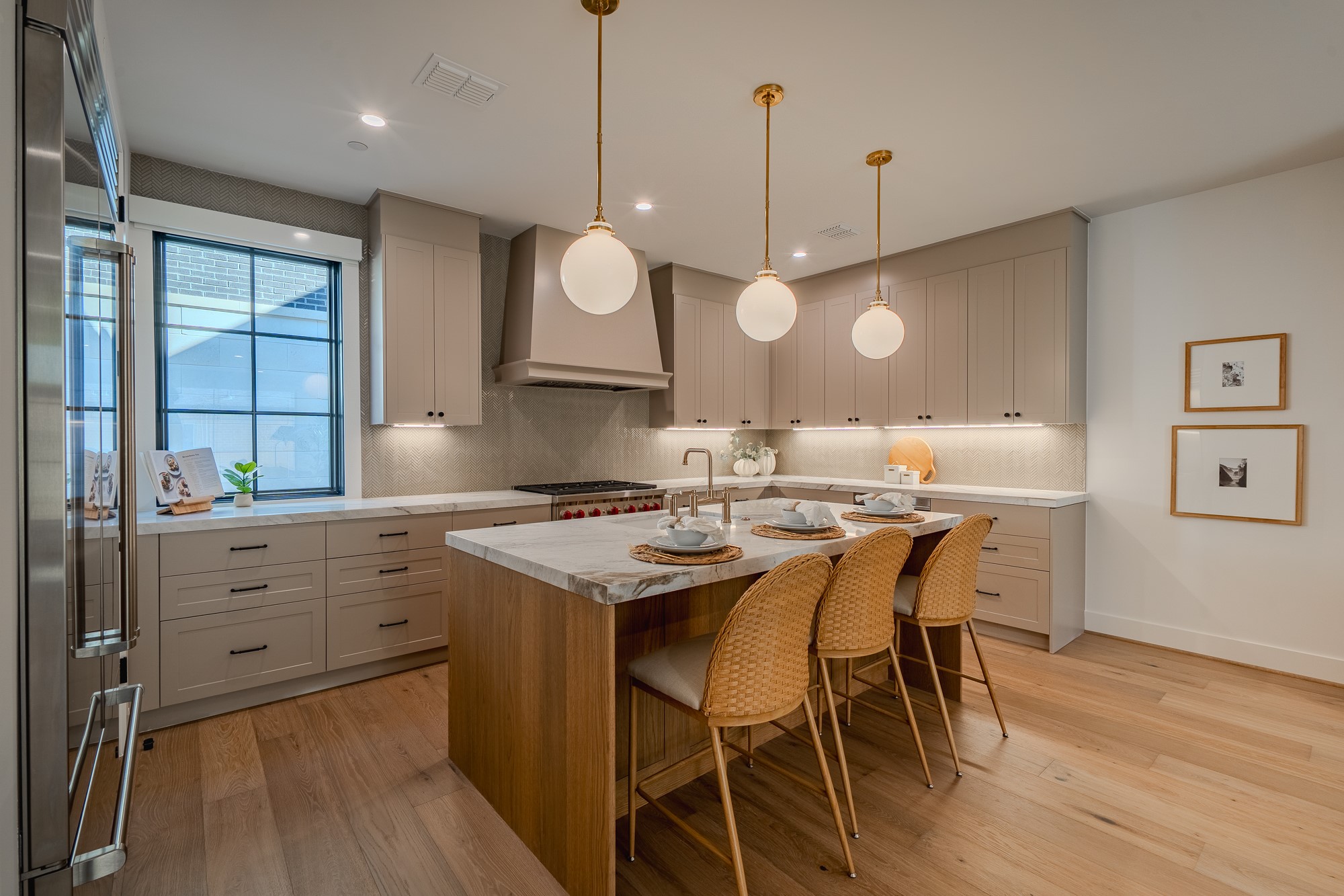 4114 Emerson Avenue Unit 3 — photo