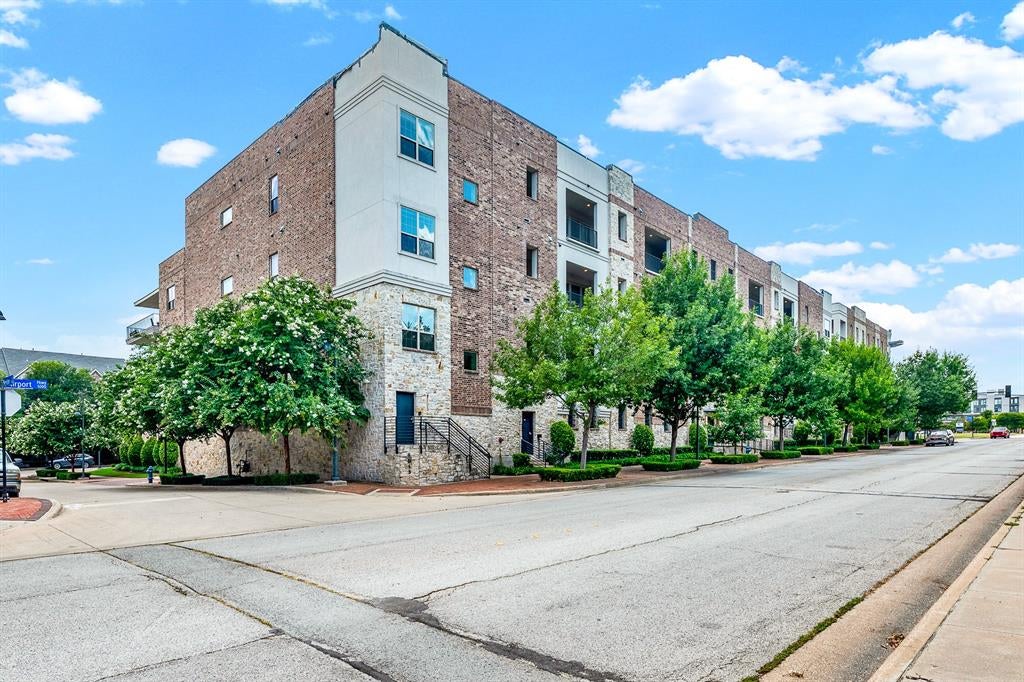 5015 Meridian Lane 2101 — photo