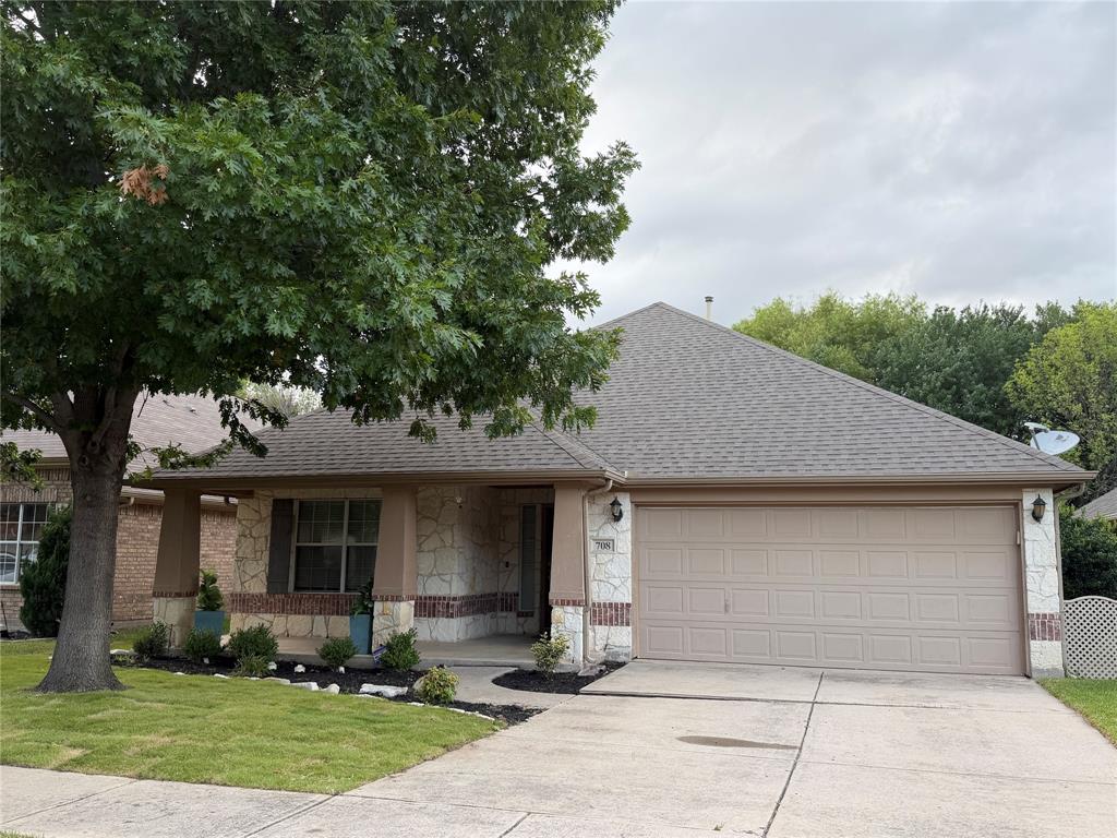 708 Creekside Drive — photo