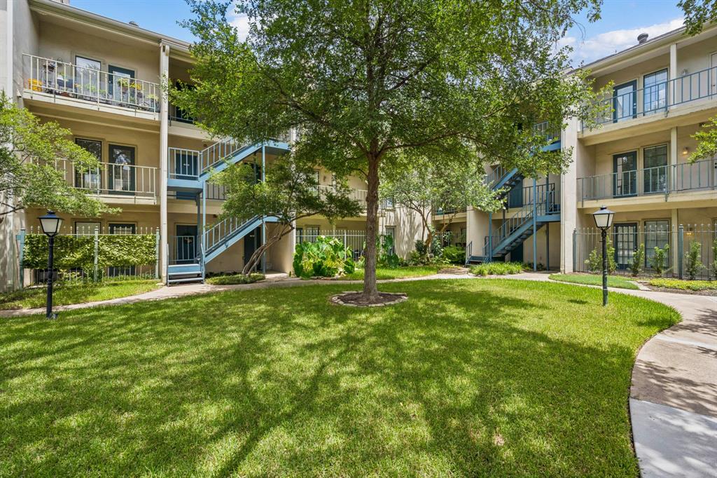 3105 San Jacinto Street 220 — photo