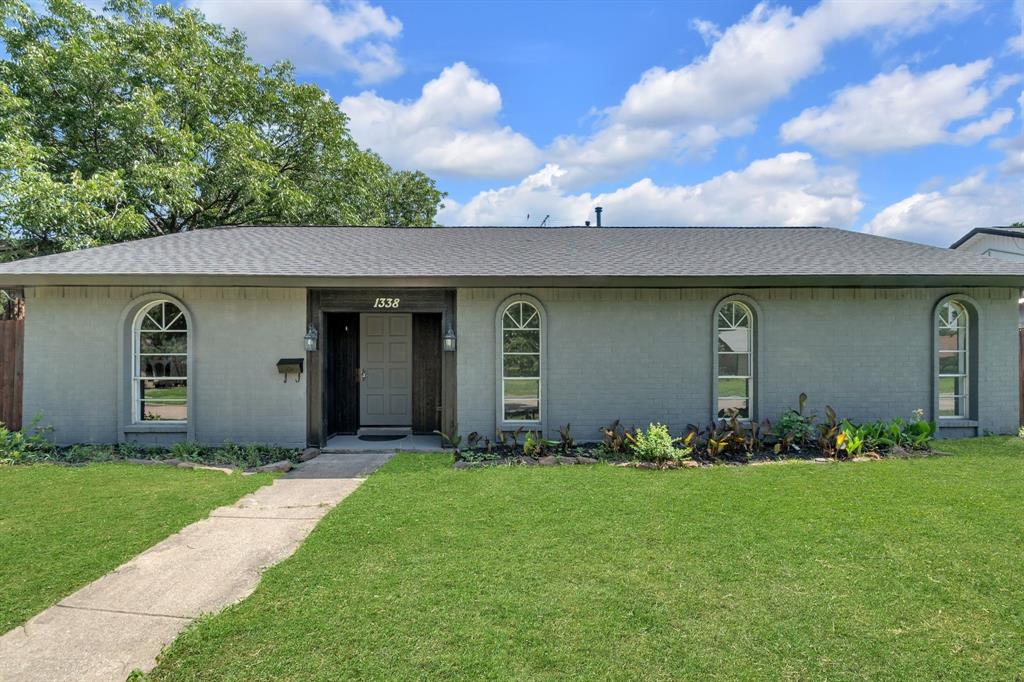 1338 Beechwood Drive — photo