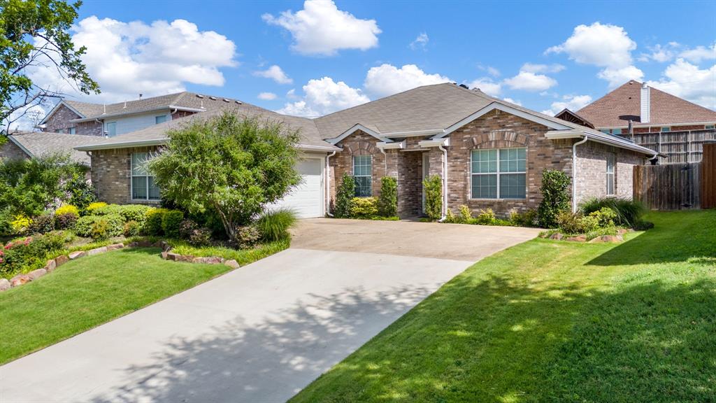 3315 Elmwood Court — photo