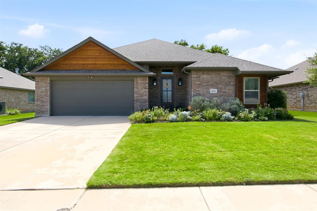 400 Brinkley Drive — photo
