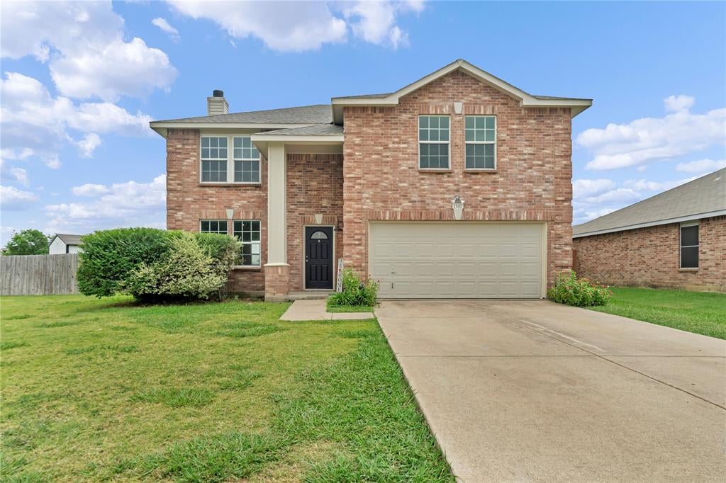 1301 Erin Court — photo