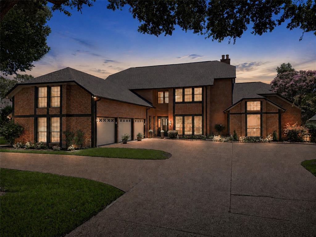 6500 Hollytree Circle — photo