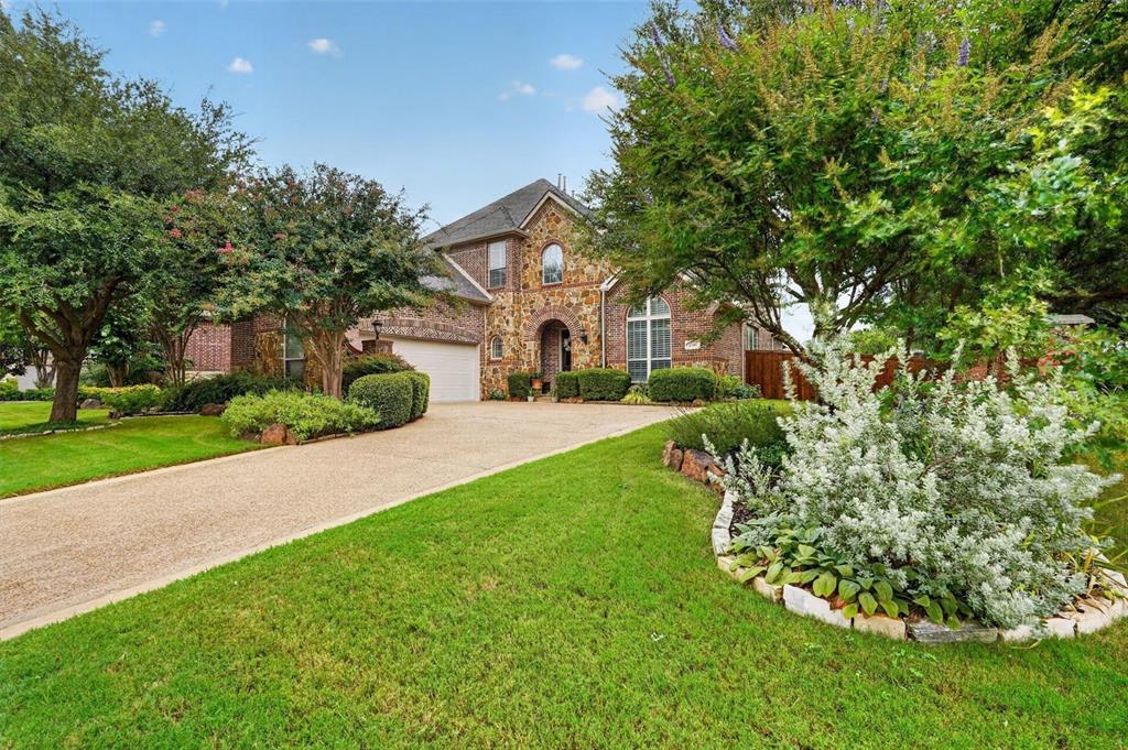 2340 Hedgewood Lane — photo