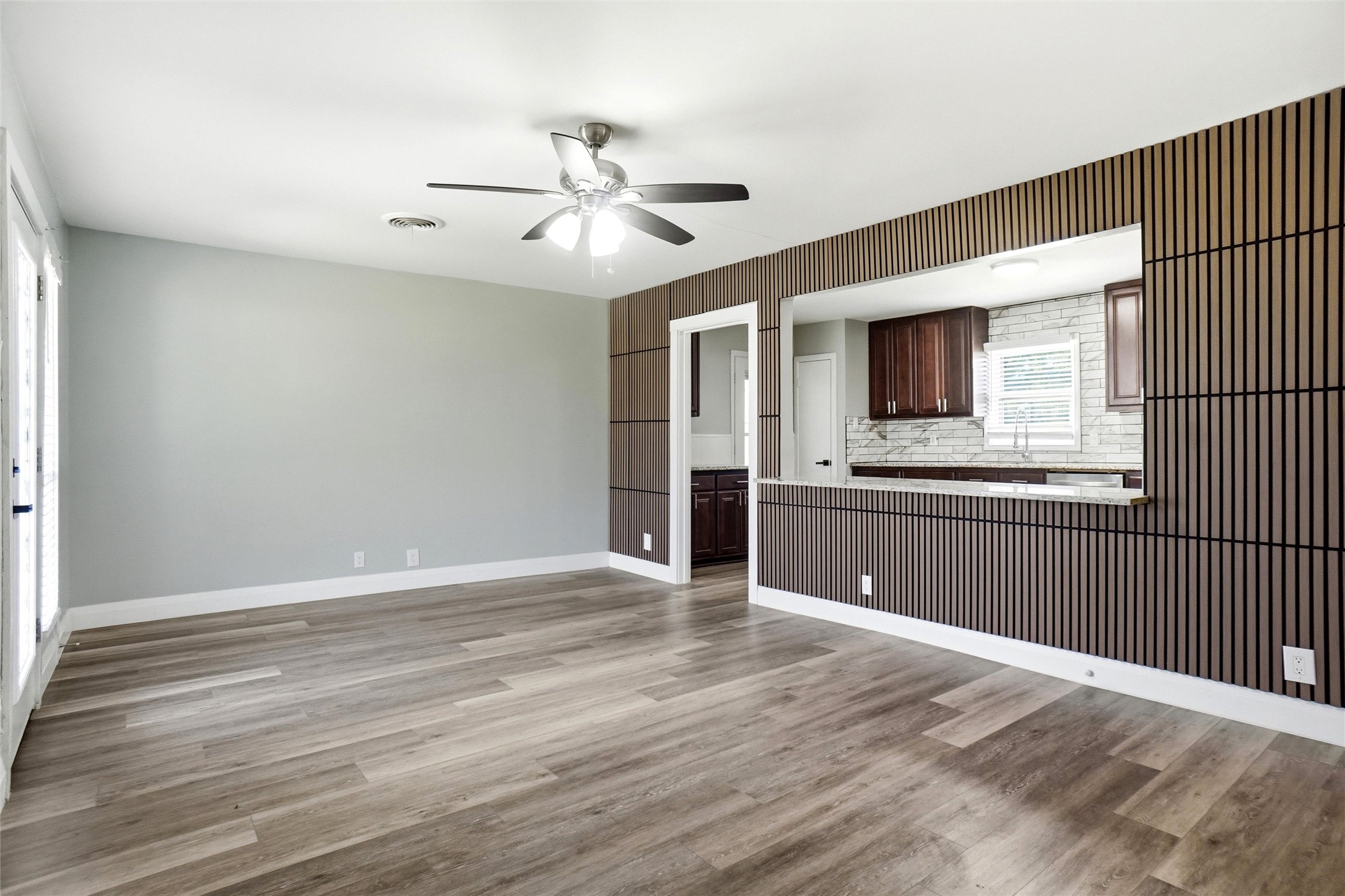 705 Vine Street, Euless, TX 76040 — photo 3