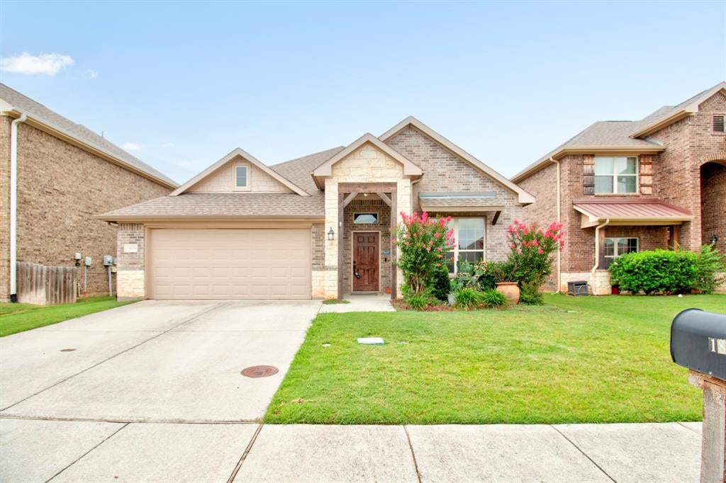 1809 Silver Oaks — photo