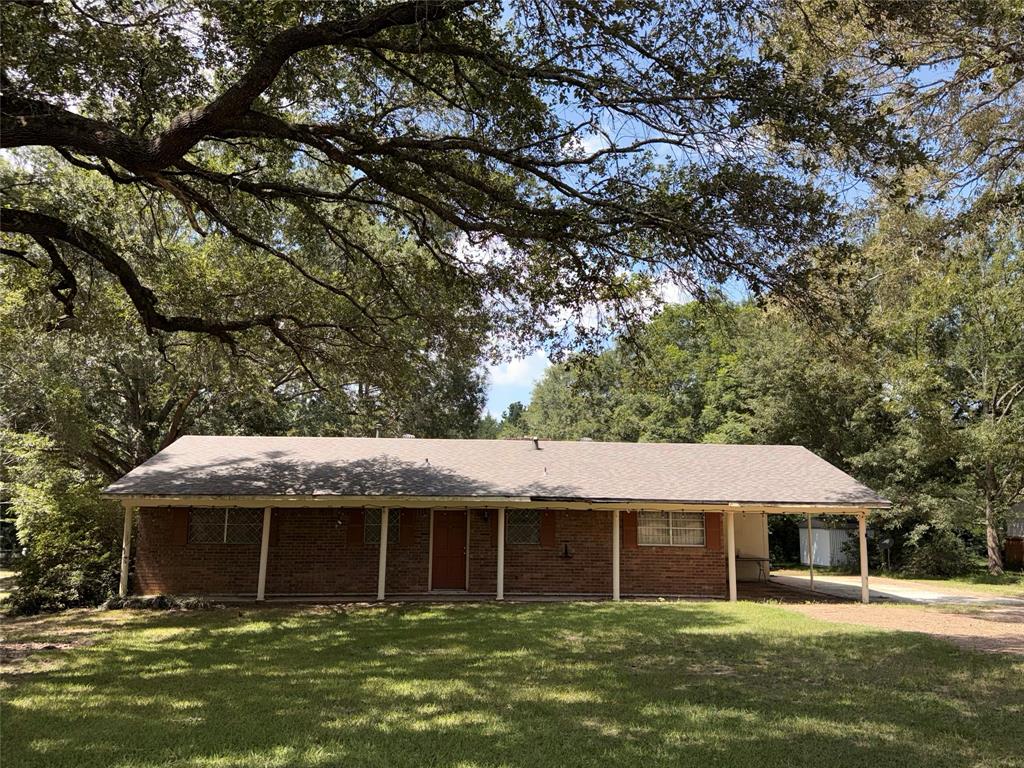 1634 Binning Road — photo