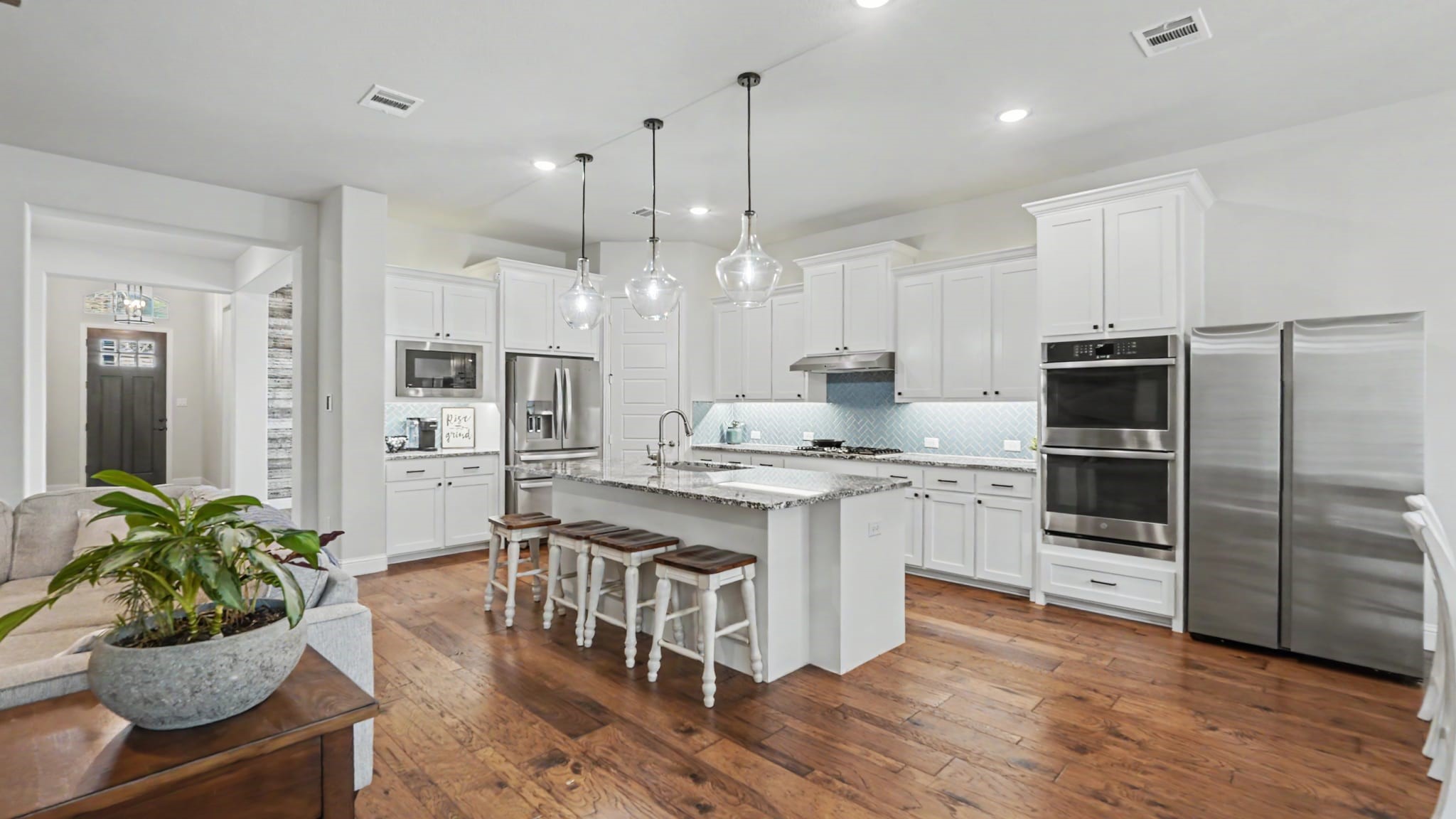 5213 Ravine Ridge Court, Flower Mound, TX 76262 — photo 2