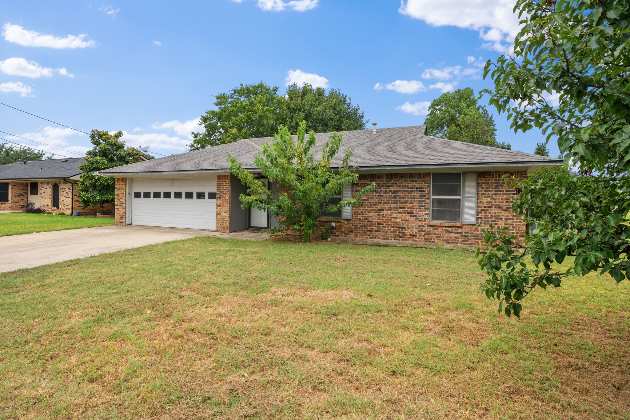 2 Finley Circle, Krum, TX 76249 — photo 3