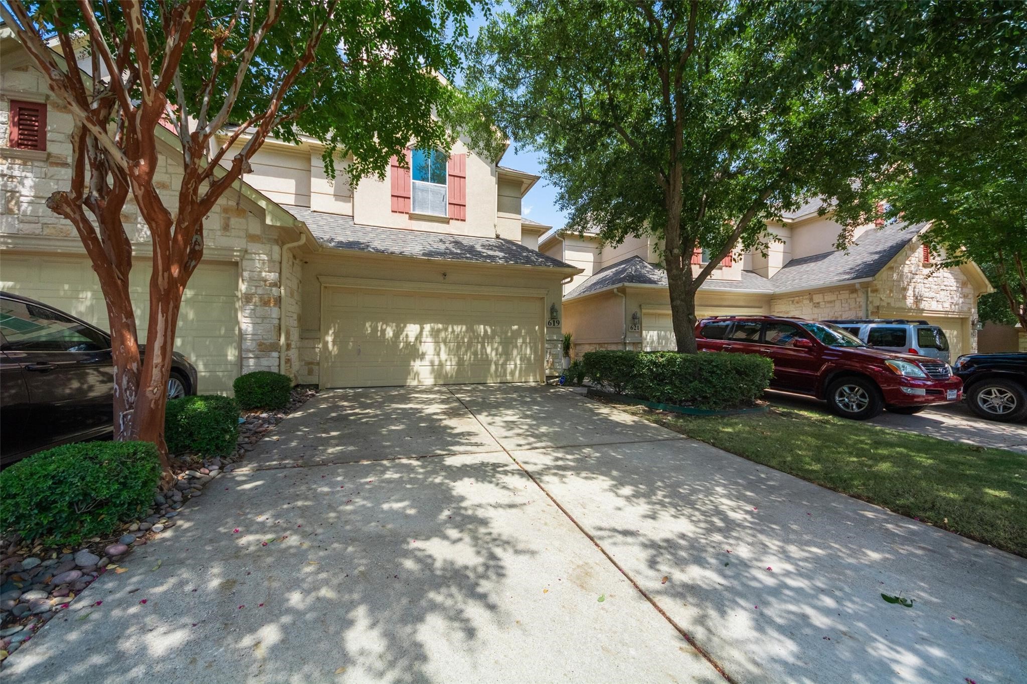 619 Rosemead Drive — photo