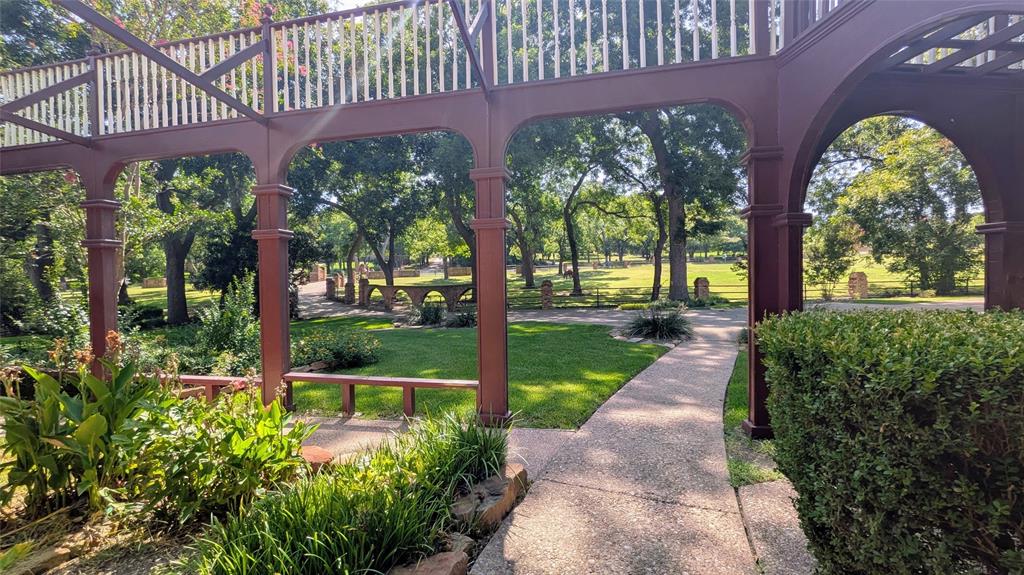 1431 S Houston School Road — photo