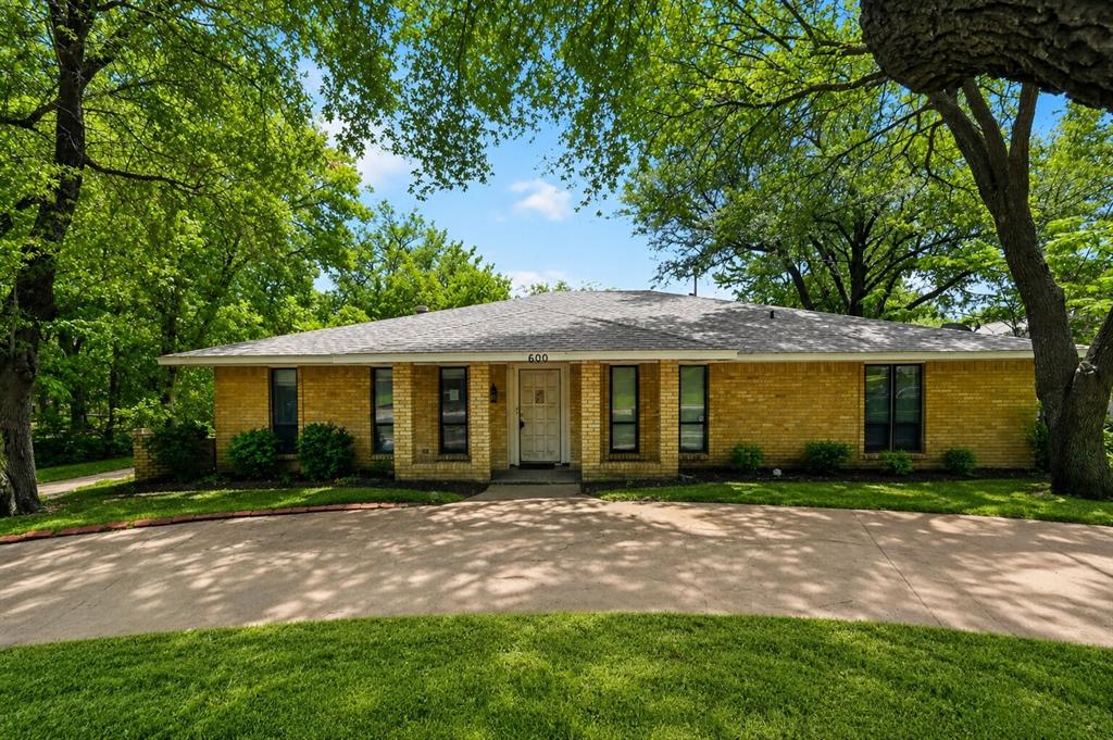 600 Terrace Drive — photo