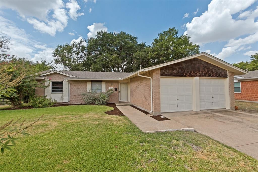 12123 Sunland Street — photo