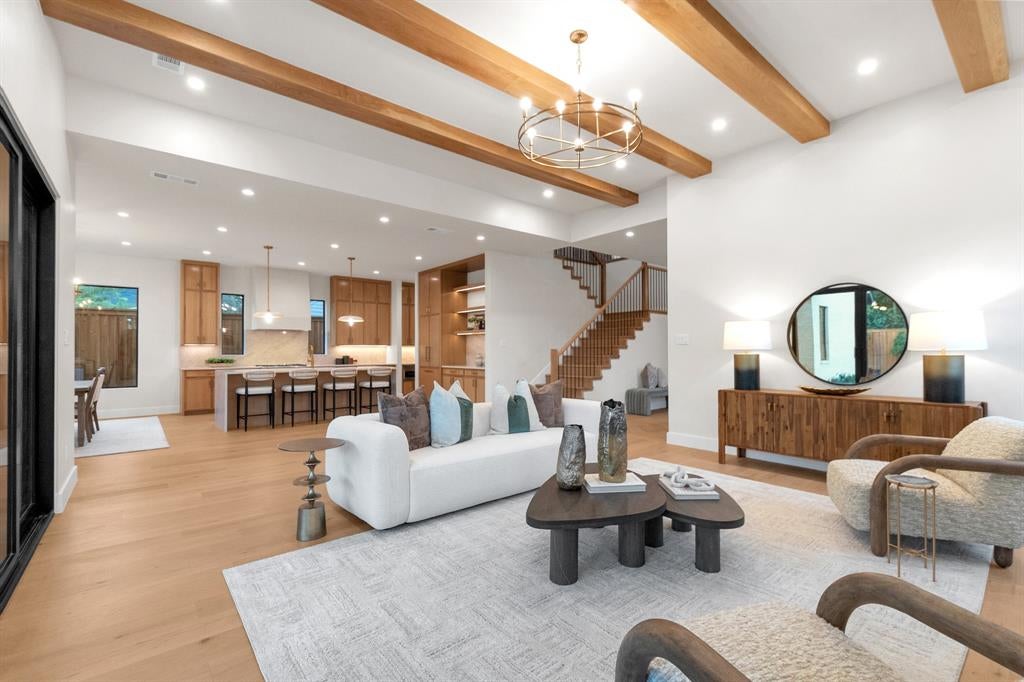 9038 Santa Clara Drive — photo