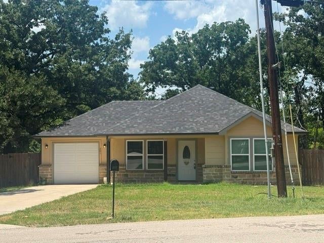 301 Indian Oaks Trail — photo