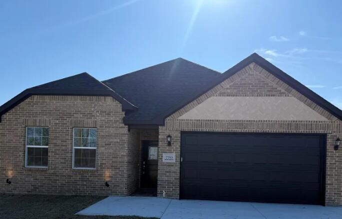 750 Section House Road — photo