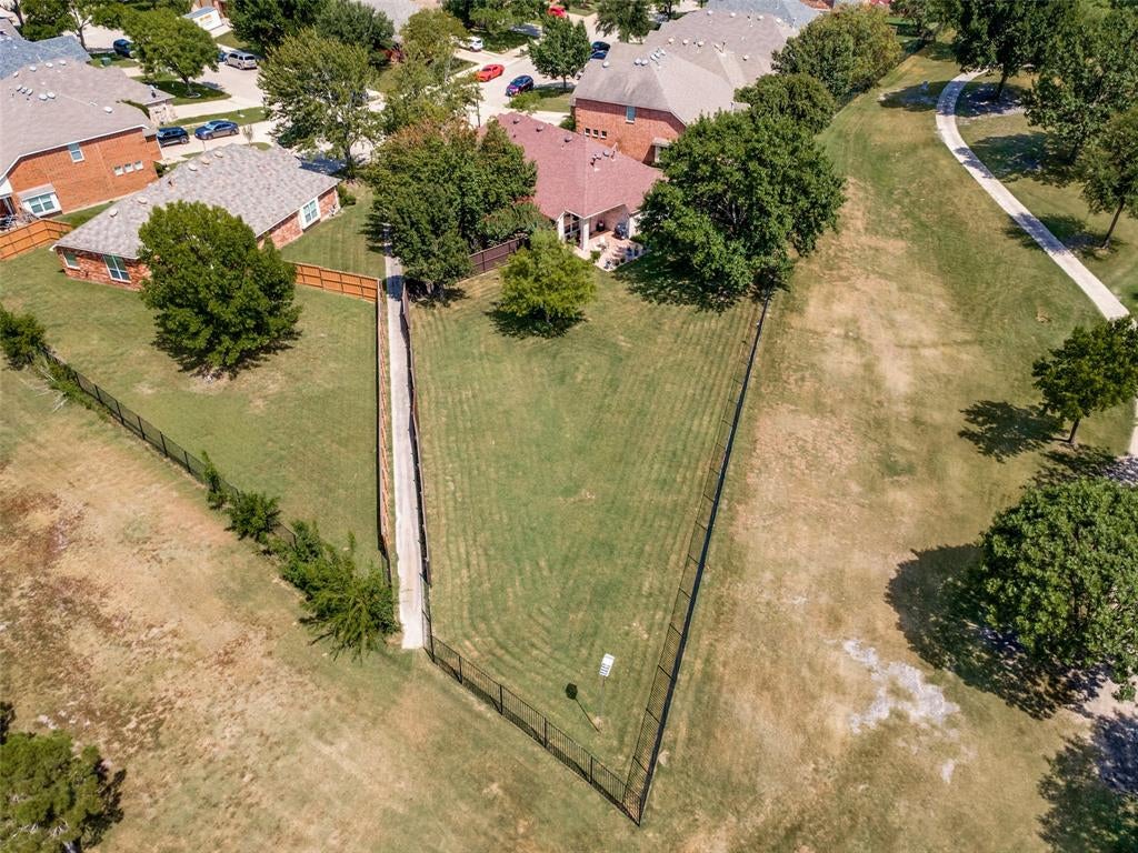 8702 Nairn Street — photo