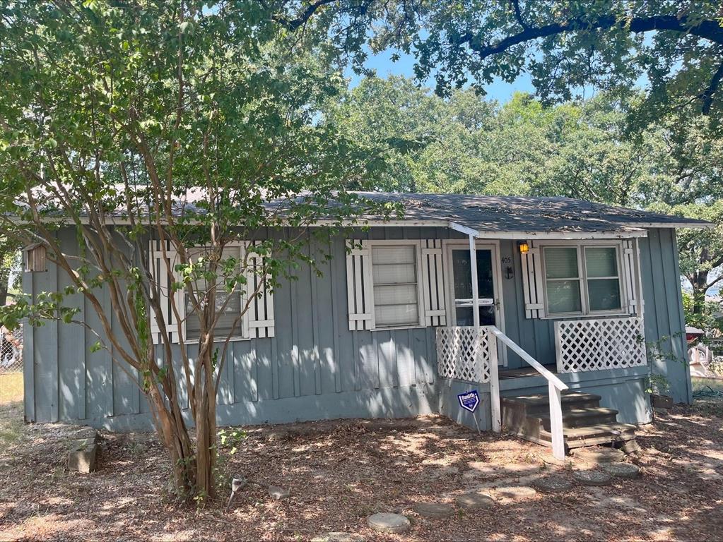 405 Kenny Drive — photo