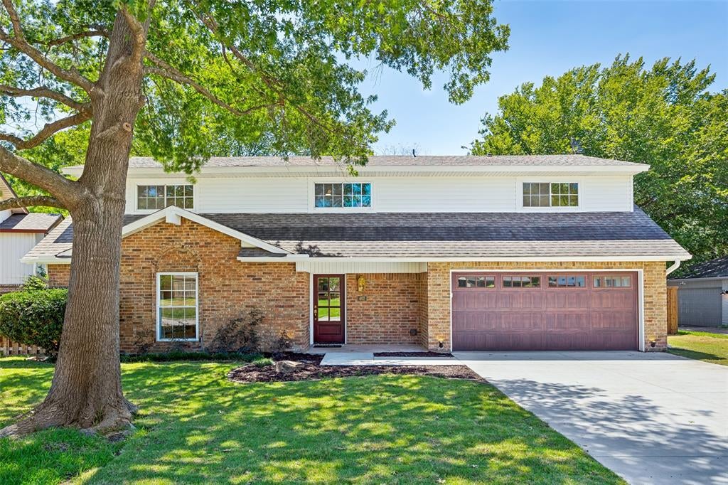 407 Valley Cove Drive — photo