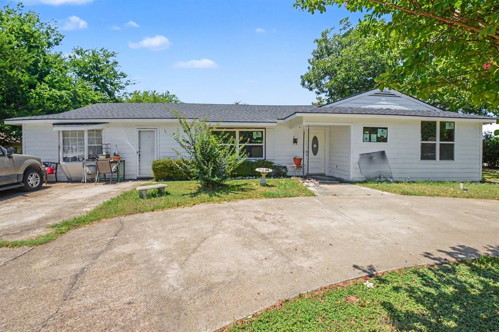 3623 Castle Hills Drive — photo