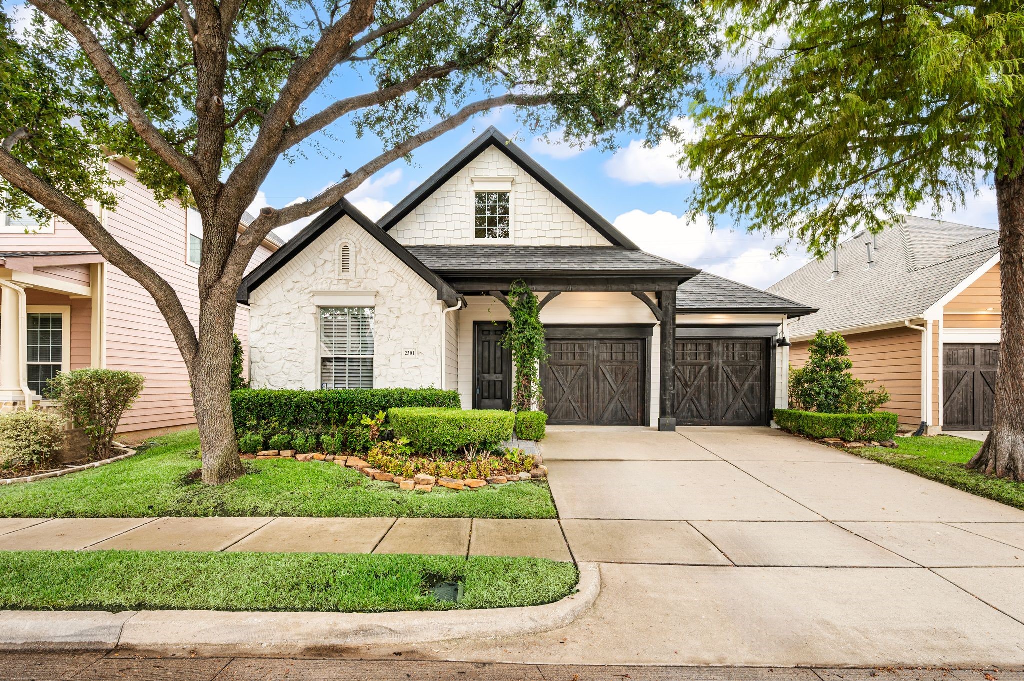 2301 Grizzly Run Lane — photo