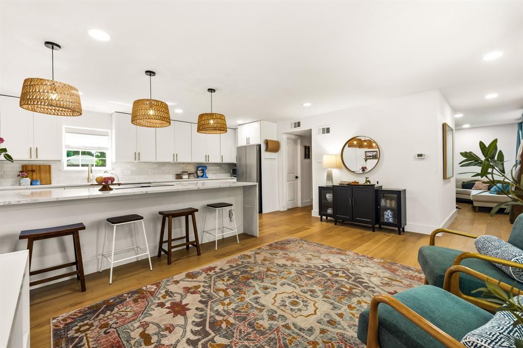 1203 Quill Drive — photo