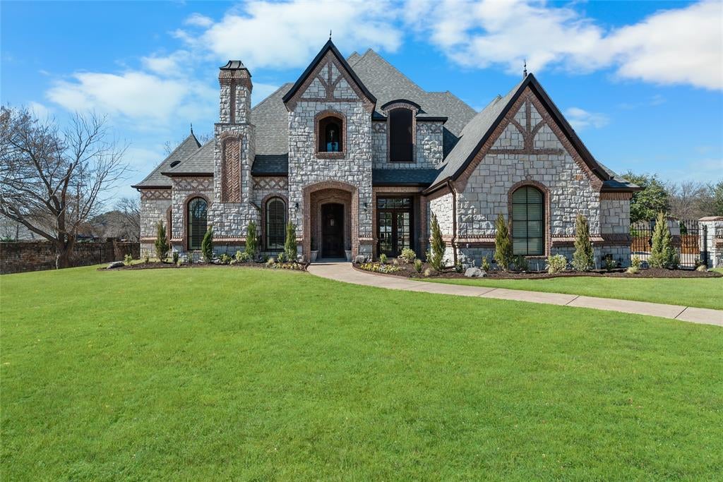 4900 Rockrimmon Court — photo