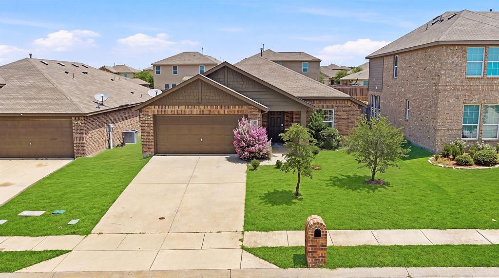 9440 Smoke Tree Drive — photo