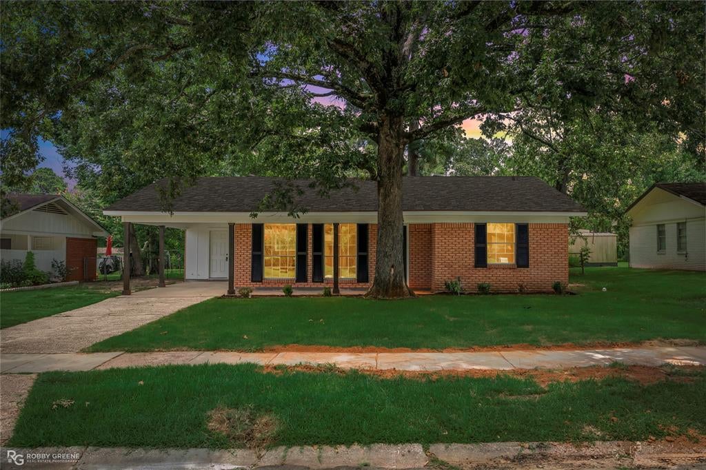 602 Pickwick Place — photo